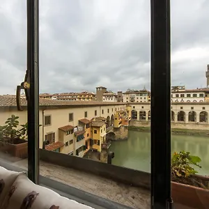 Apartment Charming Ponte Vecchio, Florence