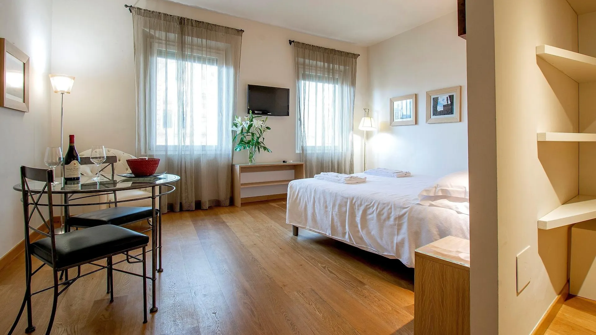 Relais Piazza Signoria Aparthotel Florence