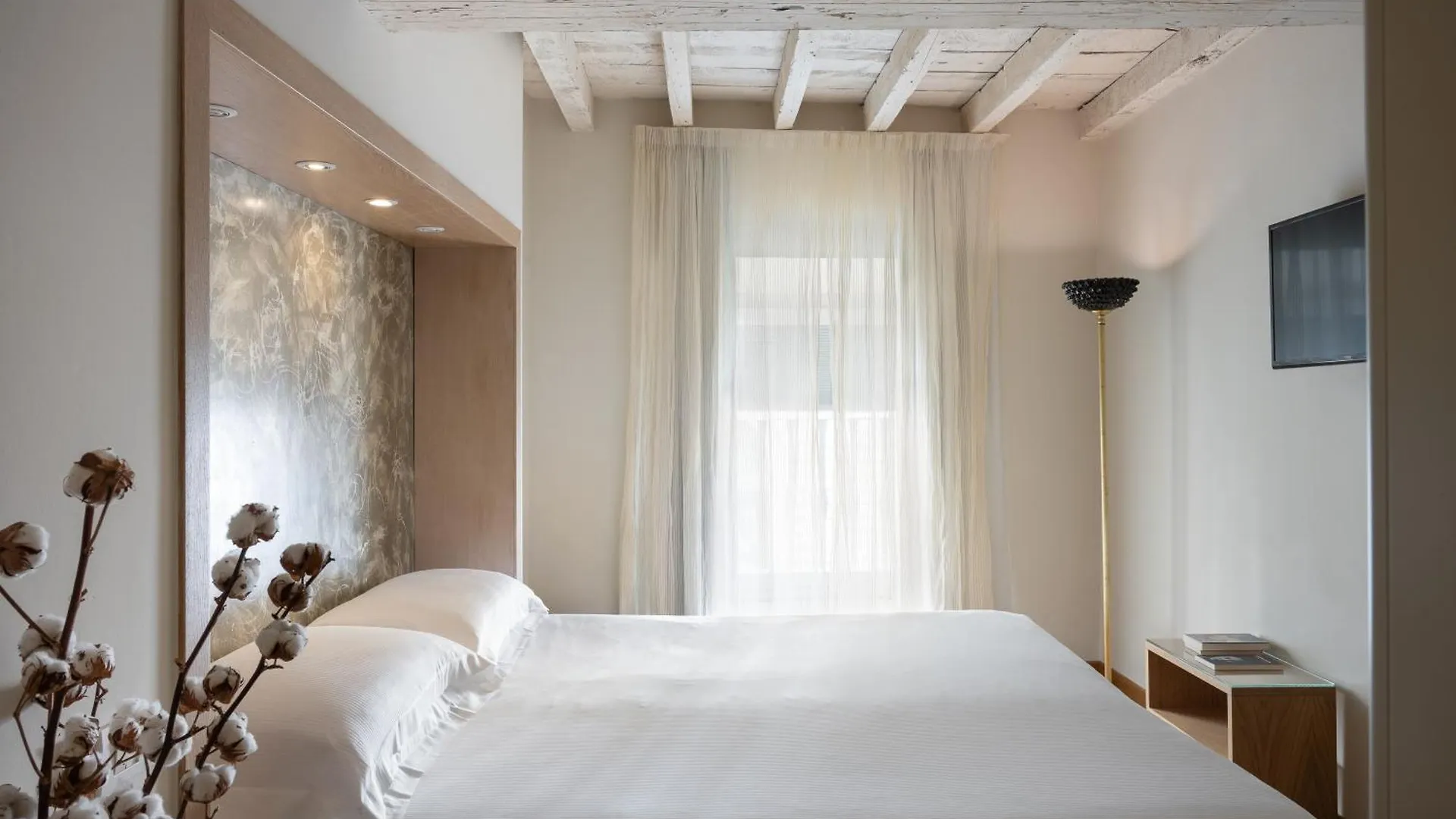 Relais Piazza Signoria Aparthotel Florence