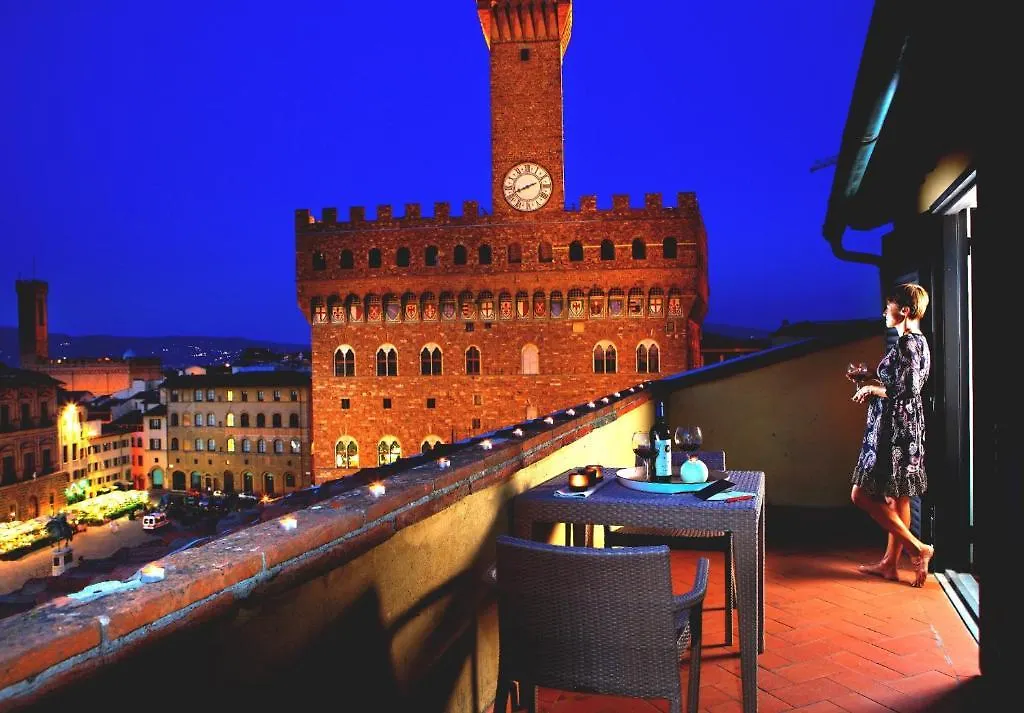 Relais Piazza Signoria Aparthotel Florence