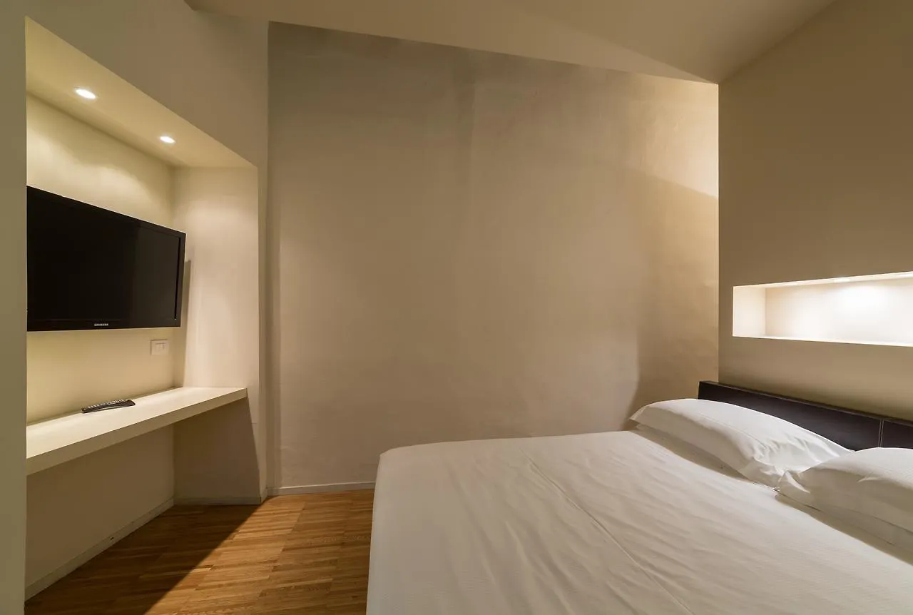Relais Piazza Signoria Aparthotel Florence